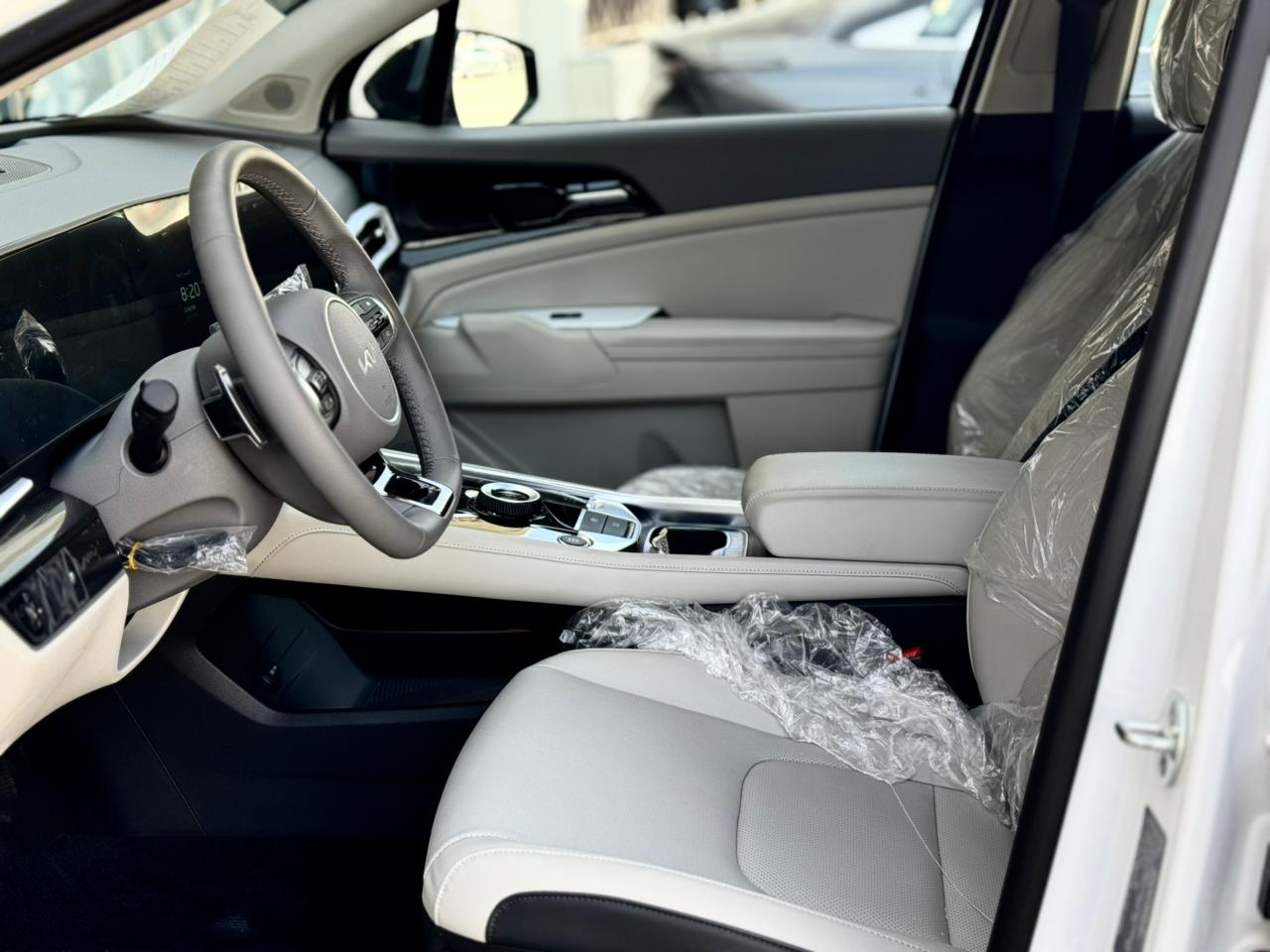 كيا سبورتاج LX 2.0 دفع امامي - صور داخلية 7