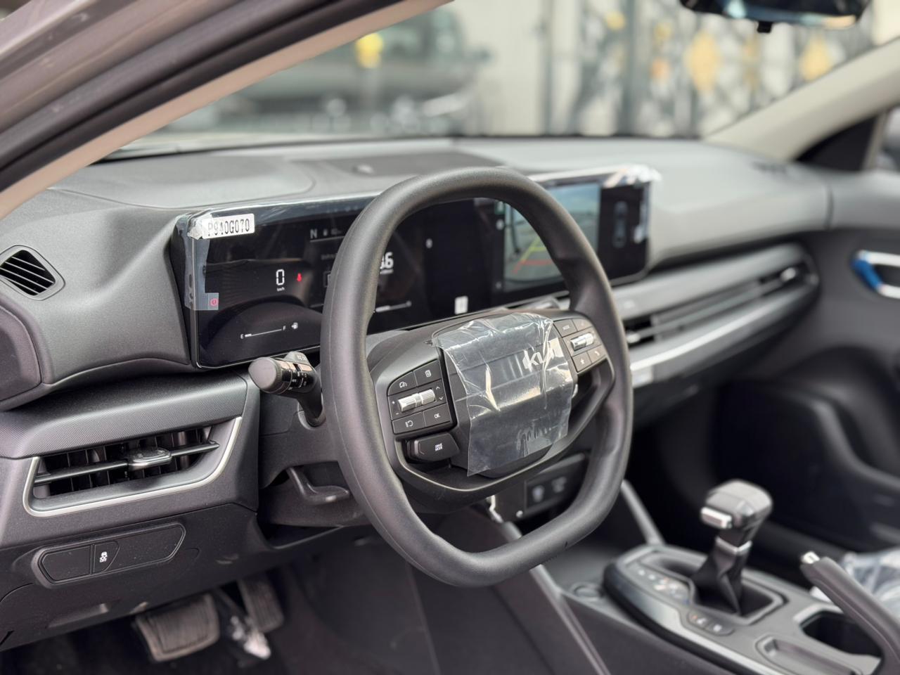 كيا K4 LX 1.6 - صور داخلية 10