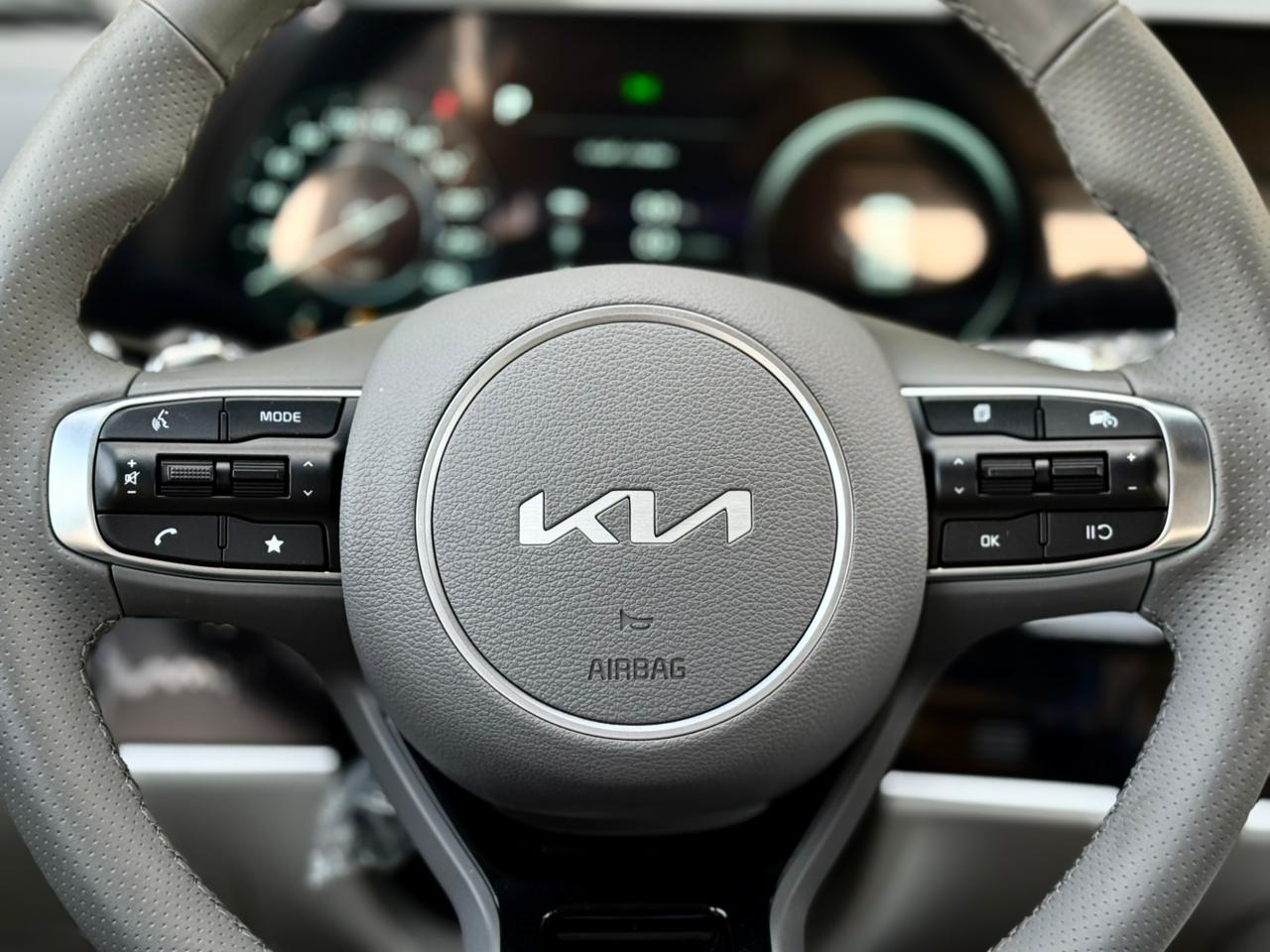 كيا سبورتاج LX 2.0 دفع امامي - صور داخلية 10