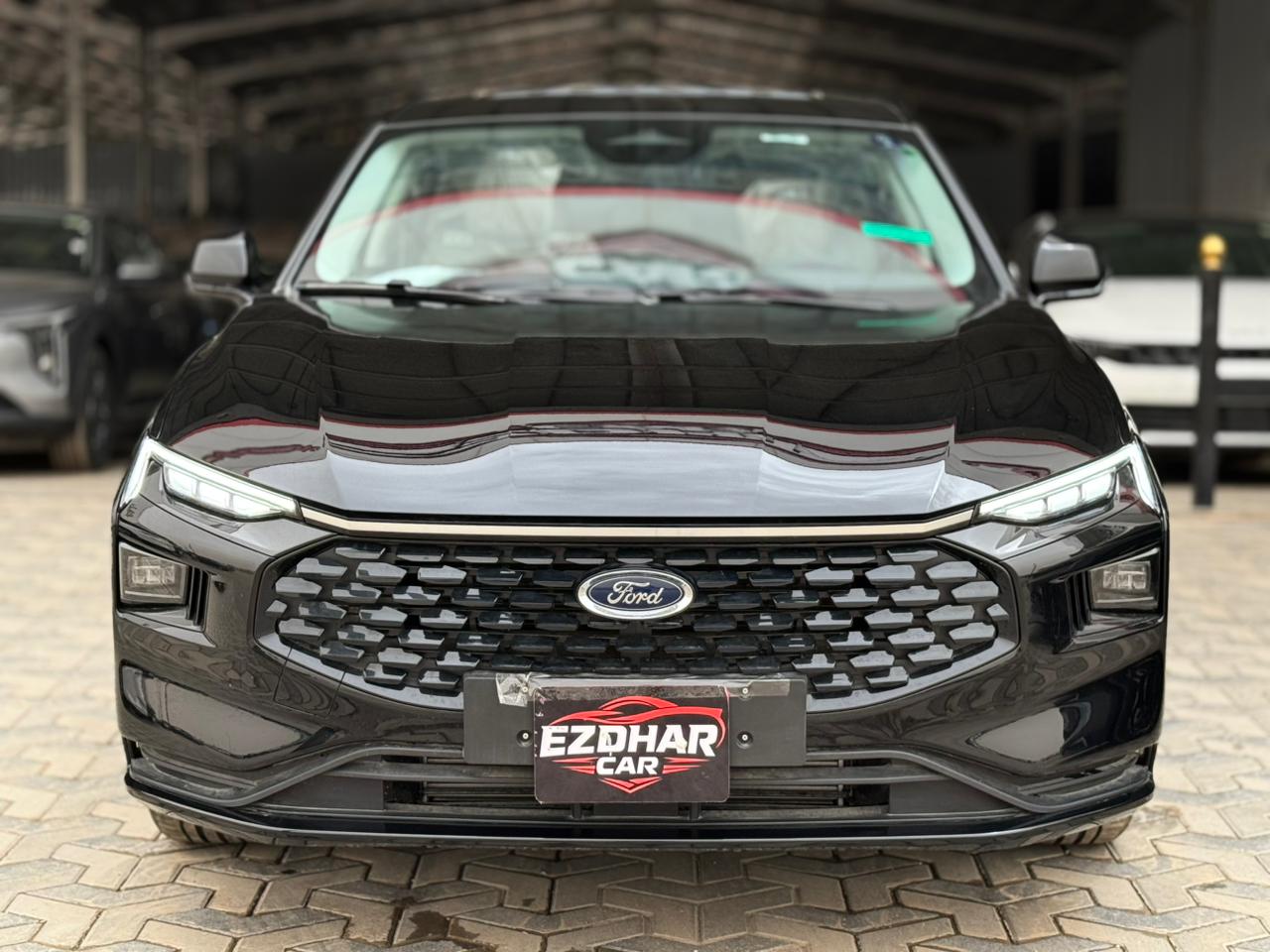 فورد تورس تريند - صور خارجية 1