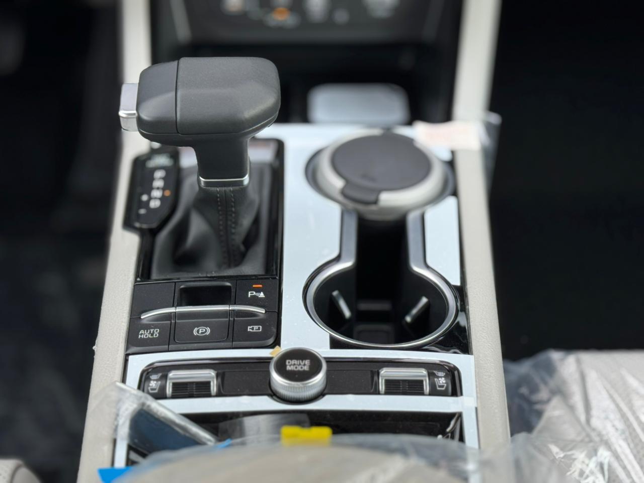 كيا K5 LX 2.5 - صور داخلية 6