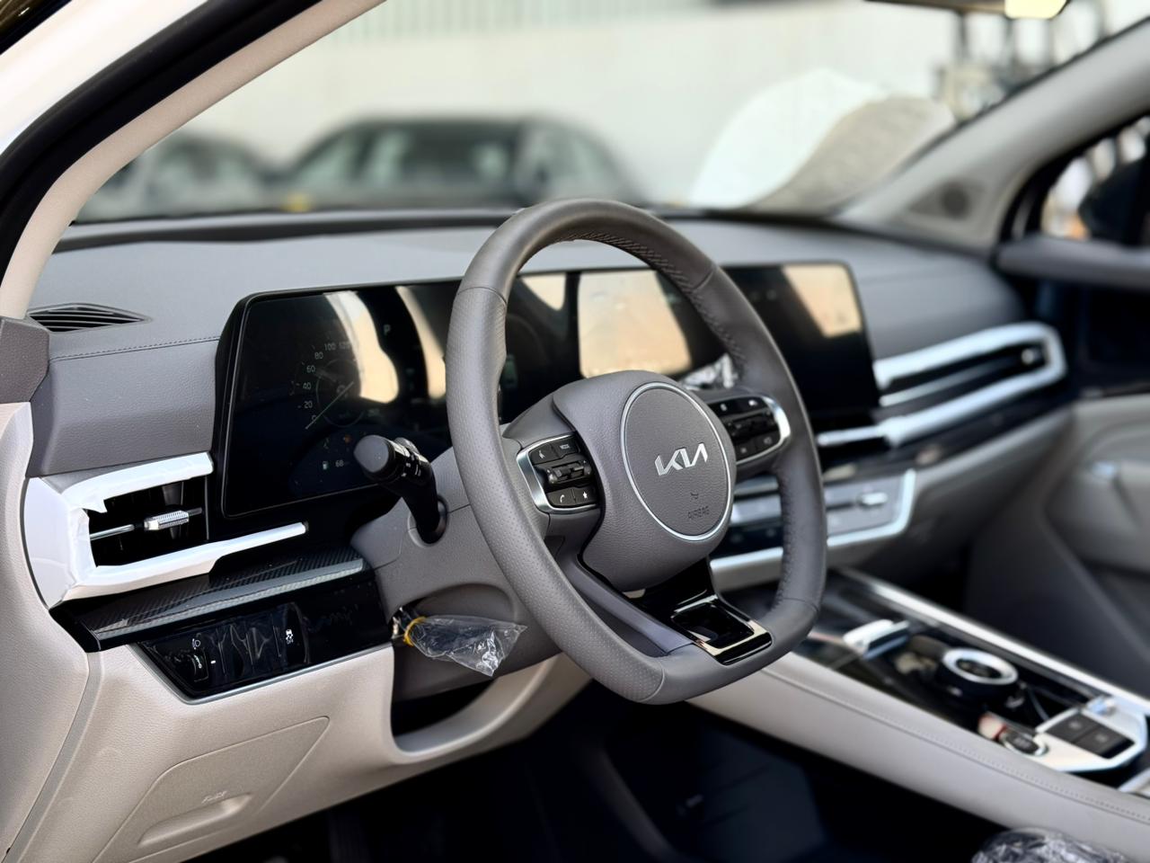 كيا سبورتاج LX 2.0 دفع امامي - صور داخلية 5