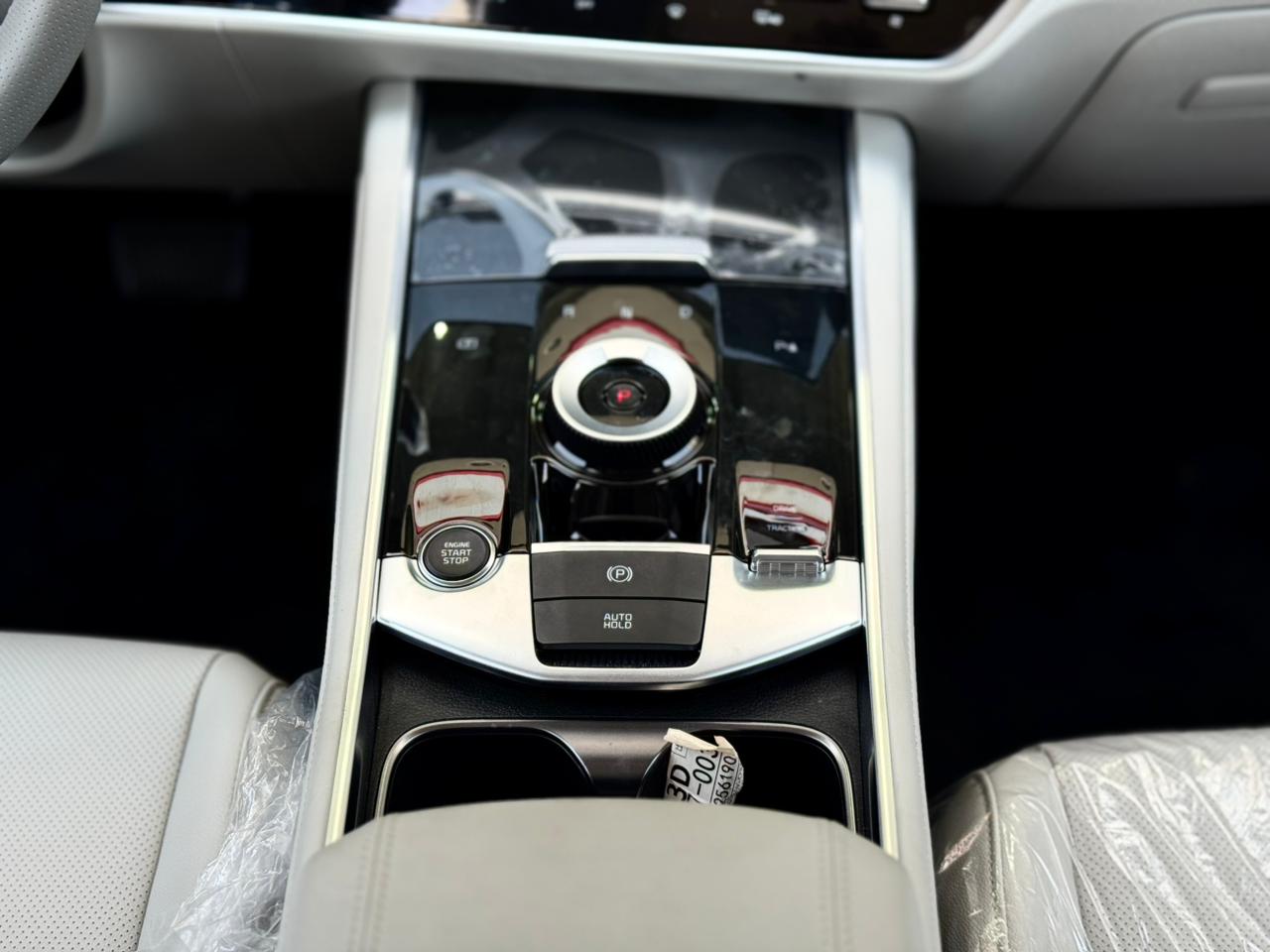 كيا سبورتاج LX 2.0 دفع امامي - صور داخلية 8