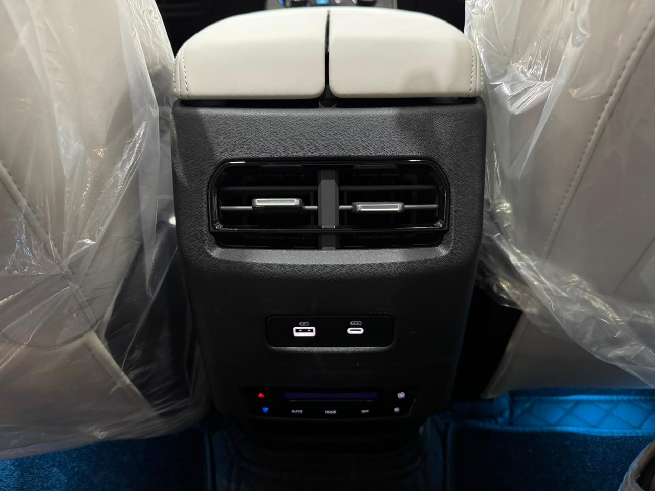 سو ايست S07 كومفورت - صور داخلية 8