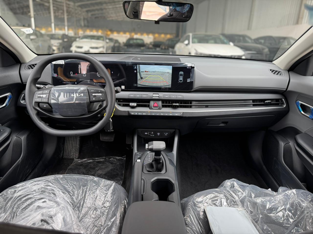 كيا K4 LX 1.6 - صور داخلية 5