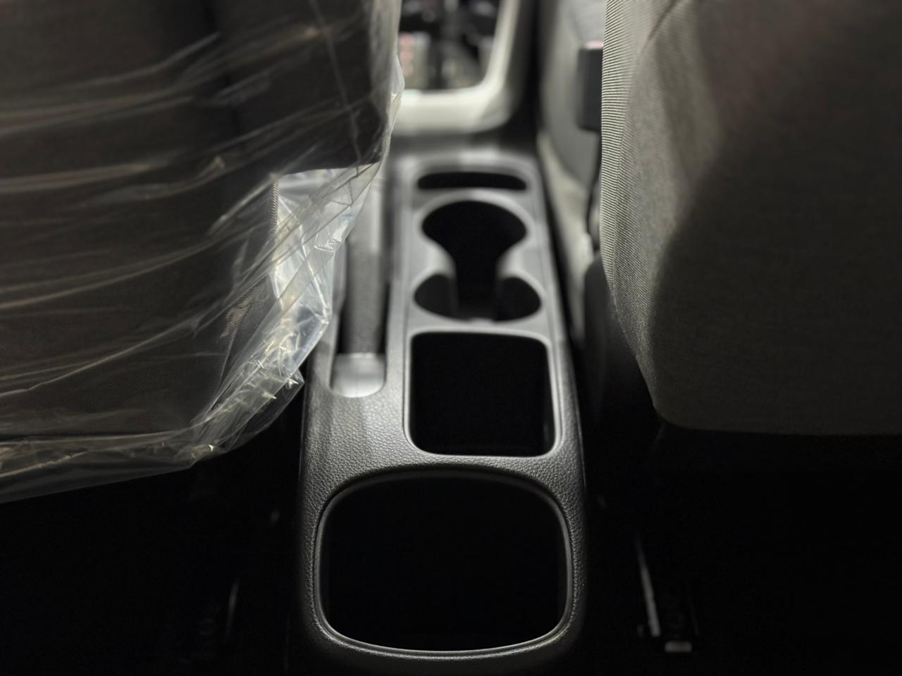 كيا بيجاس LX - صور داخلية 8