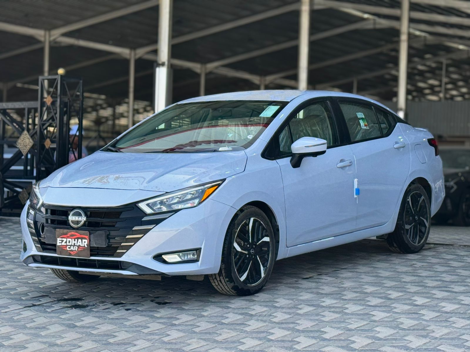 نيسان صني S - صور خارجية 1